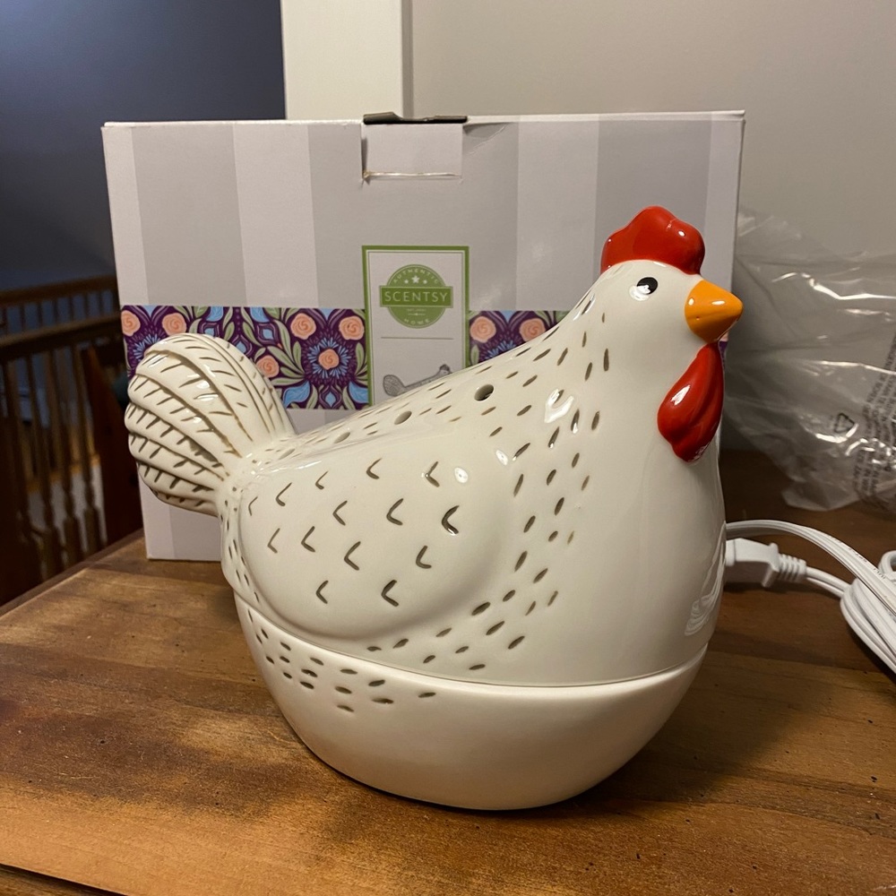 Roost Scentsy Wax Warmer